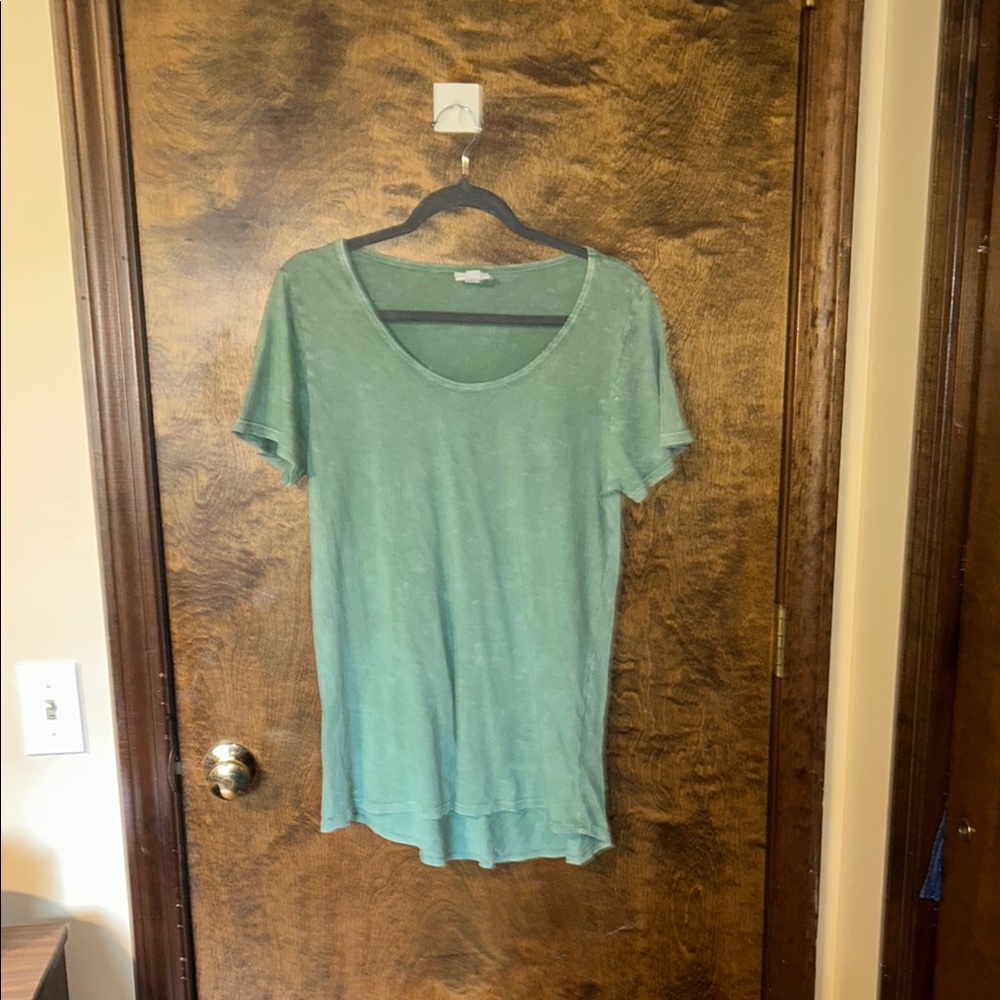 LuLaRoe Green Relaxed Short Sleeve Tee